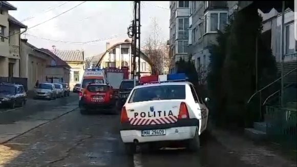 (FOTO ) Sigheteancă găsită moartă într-un apartament de pe strada George Coșbuc