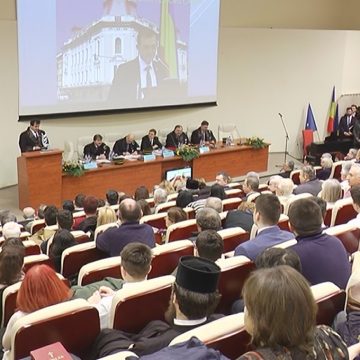 Ceremonie solemnă la Centrul Universitar Nord din Baia Mare Ceremonie solemnă la Centrul Universitar Nord din Baia Mare