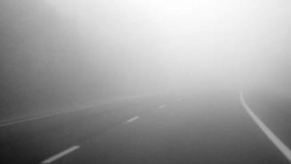 Vizibilitate redusă de ceață pe Dealul Ștefăniței Vizibilitate redusă de ceață pe Dealul Ștefăniței