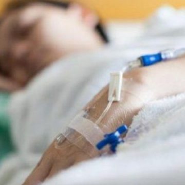 Gripa sezonieră face victime: 12 români au murit Gripa sezonieră face victime: 12 români au murit