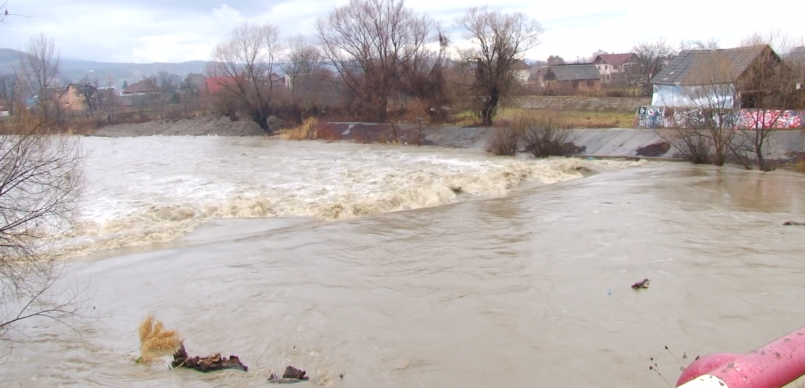 VIDEO | Hidrologii au anunțat Cod galben de inundații în Maramureș și în alte 9 județe