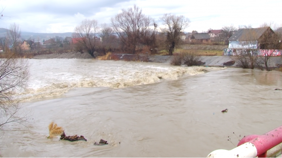 VIDEO | Hidrologii au anunțat Cod galben de inundații în Maramureș și în alte 9 județe