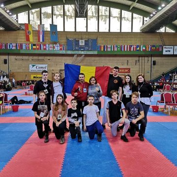 Medalii pentru sportivii de la Ultimate Kickboxing la Cupa Europeană Karlovac Medalii pentru sportivii de la Ultimate Kickboxing la Cupa Europeană Karlovac