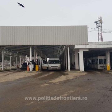 Femeie amendată pentru contrabandă Femeie amendată pentru contrabandă