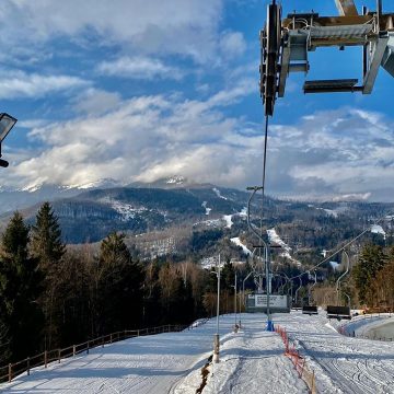 VIDEO | Sezonul de schi se încheie forțat la Cavnic VIDEO | Sezonul de schi se încheie forțat la Cavnic
