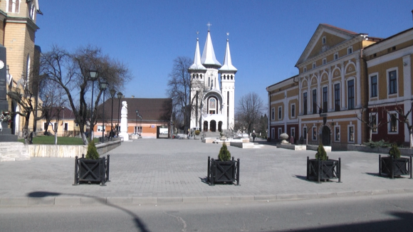 VIDEO | Clopotele bisericilor din Sighet au răsunat la ora 12 VIDEO | Clopotele bisericilor din Sighet au răsunat la ora 12
