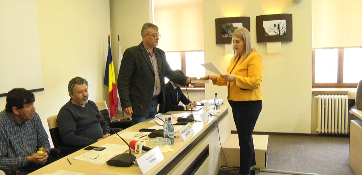 VIDEO | CL Sighet: a plecat Moiș Stoica, a venit Mandra VIDEO | CL Sighet: a plecat Moiș Stoica, a venit Mandra