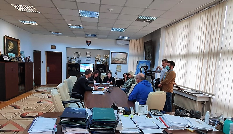 Gabriel Zetea: ”Recomandăm evitarea ședințelor și întâlnirilor la care participă grupuri mari de persoane”