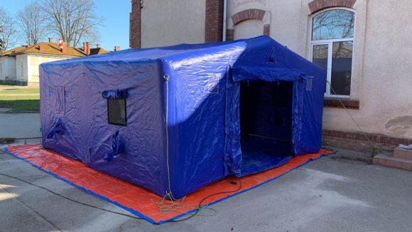 Cort de triaj epidemiologic la Spitalul Municipal Cort de triaj epidemiologic la Spitalul Municipal