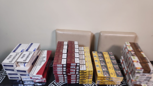 VIDEO | Percheziții la locuințele unor persoane bănuite de contrabandă VIDEO | Percheziții la locuințele unor persoane bănuite de contrabandă