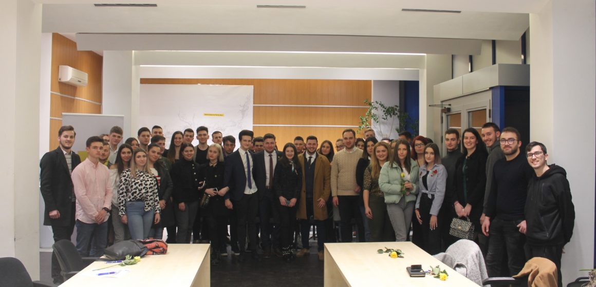 Studenții liberali maramureșeni și-au ales Biroul Politic Local Studenții liberali maramureșeni și-au ales Biroul Politic Local