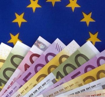 România primește 1 miliard de euro de la Comisia Europeană pentru criza coronavirusului România primește 1 miliard de euro de la Comisia Europeană pentru criza coronavirusului