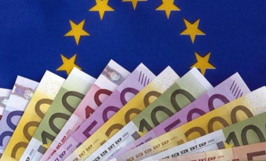 România primește 1 miliard de euro de la Comisia Europeană pentru criza coronavirusului România primește 1 miliard de euro de la Comisia Europeană pentru criza coronavirusului