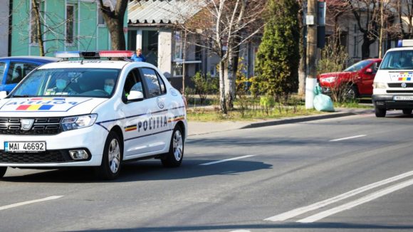 VIDEO | S-au ales cu dosar penal fiindcă și-au bătut joc de regulile privind carantina VIDEO | S-au ales cu dosar penal fiindcă și-au bătut joc de regulile privind carantina