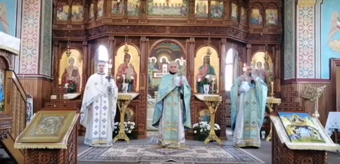 Slujbe – fără credincioși – de Izvorul Tămăduirii