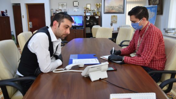 VIDEO | Demersuri pentru a aduce doi medici chinezi în Maramureș