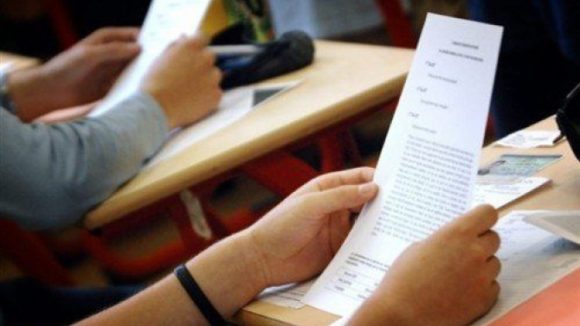 VIDEO | Ministrul educației a aprobat revizuirea programelor de examen pentru Evaluarea Națională și Bacalaureat VIDEO | Ministrul educației a aprobat revizuirea programelor de examen pentru Evaluarea Națională și Bacalaureat