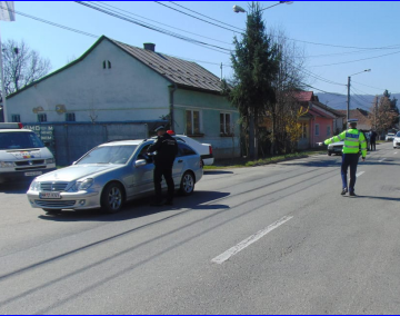 Amenzi date și certificate de înmatriculare reținute