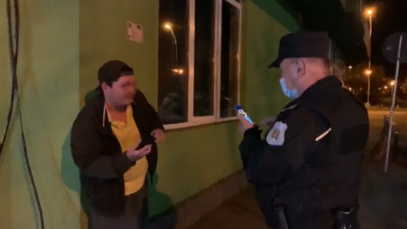VIDEO | Noaptea, în căutarea berii în vreme de pandemie VIDEO | Noaptea, în căutarea berii în vreme de pandemie