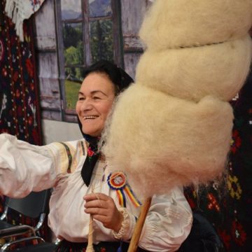 VIDEO: Maria Zapca, unul dintre cei mai cunoscuți meșteri populari din Maramureș, s-a stins din viață VIDEO: Maria Zapca, unul dintre cei mai cunoscuți meșteri populari din Maramureș, s-a stins din viață