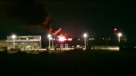 VIDEO | Incendiu violent la groapa de gunoi a Băii Mari, a fost stins abia în ziua următoare VIDEO | Incendiu violent la groapa de gunoi a Băii Mari, a fost stins abia în ziua următoare