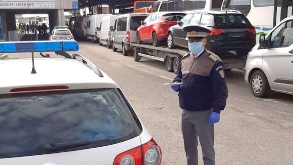 VIDEO | Polițiști de frontieră români la granița dintre Austria și Ungaria VIDEO | Polițiști de frontieră români la granița dintre Austria și Ungaria