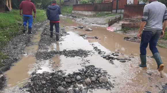 Pagube importante în Maramureș în urma ploilor torențiale de vineri