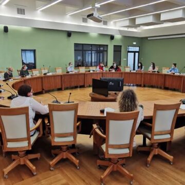 VIDEO | Discuții privind metodologia de testare a 50 000 de maramureșeni privind depistarea SARS CoV -2 VIDEO | Discuții privind metodologia de testare a 50 000 de maramureșeni privind depistarea SARS CoV -2