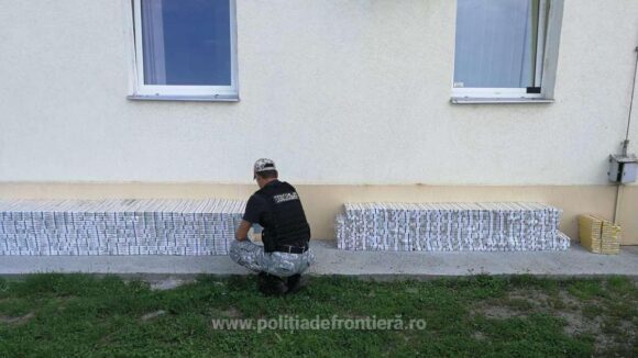 Țigări în valoare de peste 242.000 de lei confiscate la frontiera de nord Țigări în valoare de peste 242.000 de lei confiscate la frontiera de nord