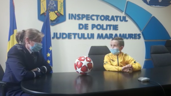 VIDEO | Campania ”De la copii pentru copii”: fotbalul nu se joacă pe stradă