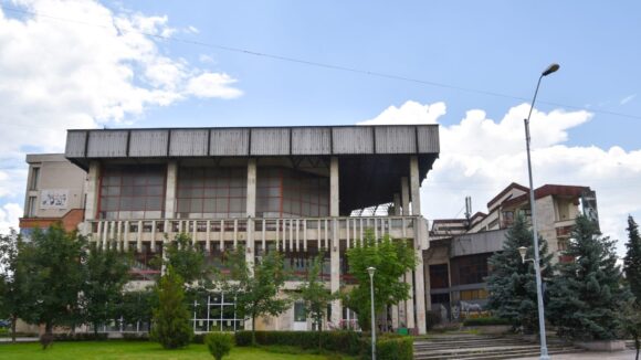 Solicitare pentru includerea reabilitării Centrului Cultural Maramureș în Programul național de interes public sau social