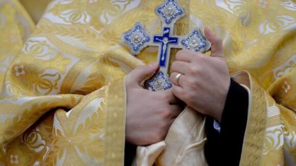 VIDEO | Guvernul a anunțat că slujbele religioase vor putea fi ținute din nou în biserici