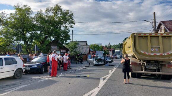 VIDEO | Accident rutier cu 5 victime în Vadu Izei