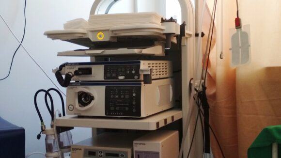 VIDEO | Spitalul Județean dotat cu aparatură pentru explorări endoscopice de ultimă generație