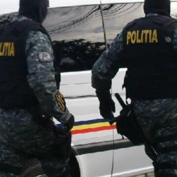VIDEO | Percheziții domiciliare în Maramureș