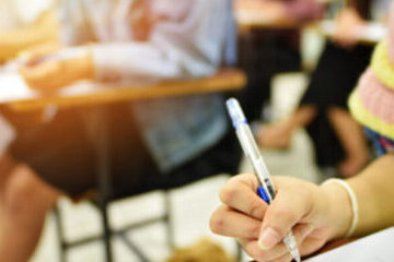 VIDEO | Dascăli la examen