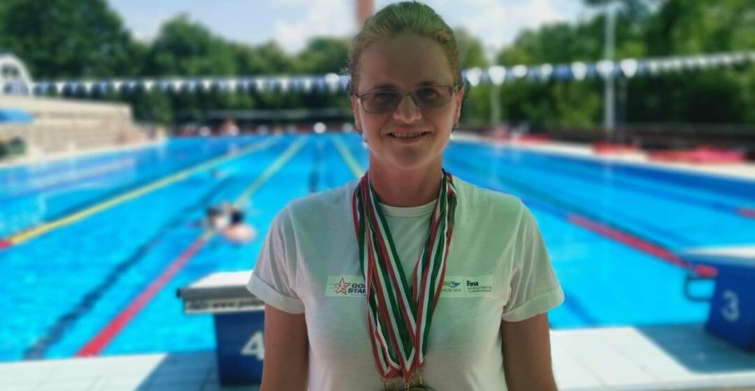 VIDEO | 10 medalii obținute de Gold Stars Baia Mare la Campionatul Național de Înot Masters, din Ungaria