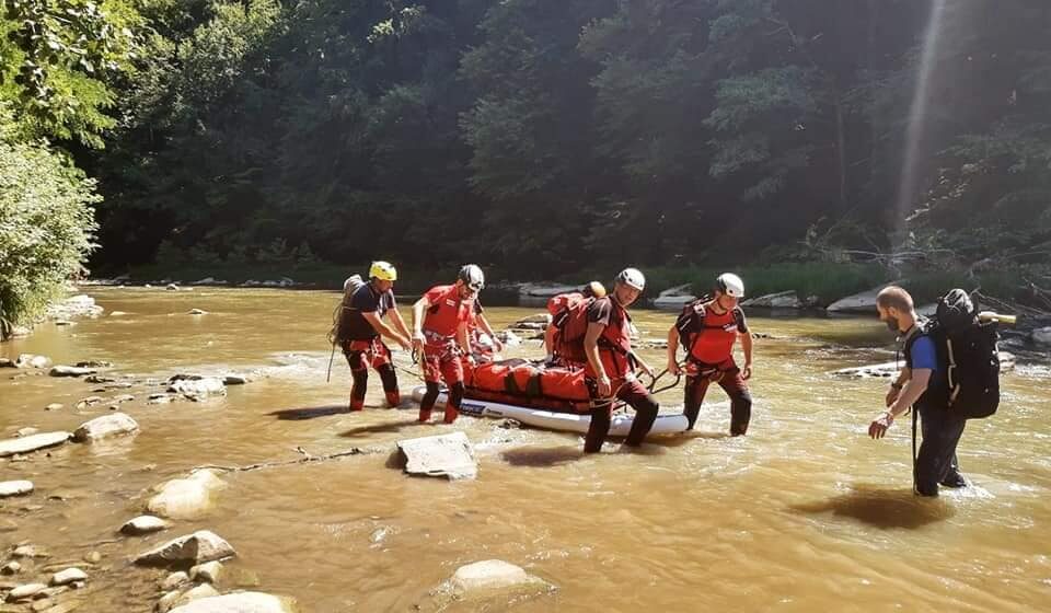 VIDEO | Acțiune complexă de salvare derulată de Salvamont Maramureș în Cheile Lăpușului