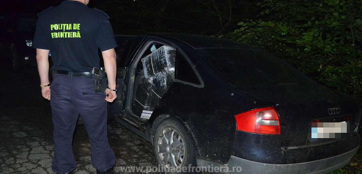 VIDEO | Mașină plină cu țigări de contrabandă abandonată pe marginea drumului