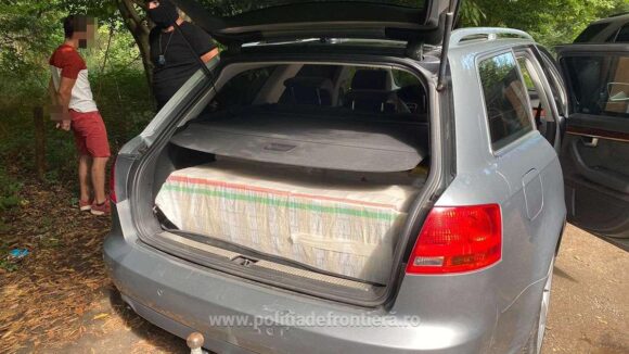 VIDEO | Peste 37.000 de pachete cu țigări confiscate într-o zi VIDEO | Peste 37.000 de pachete cu țigări confiscate într-o zi