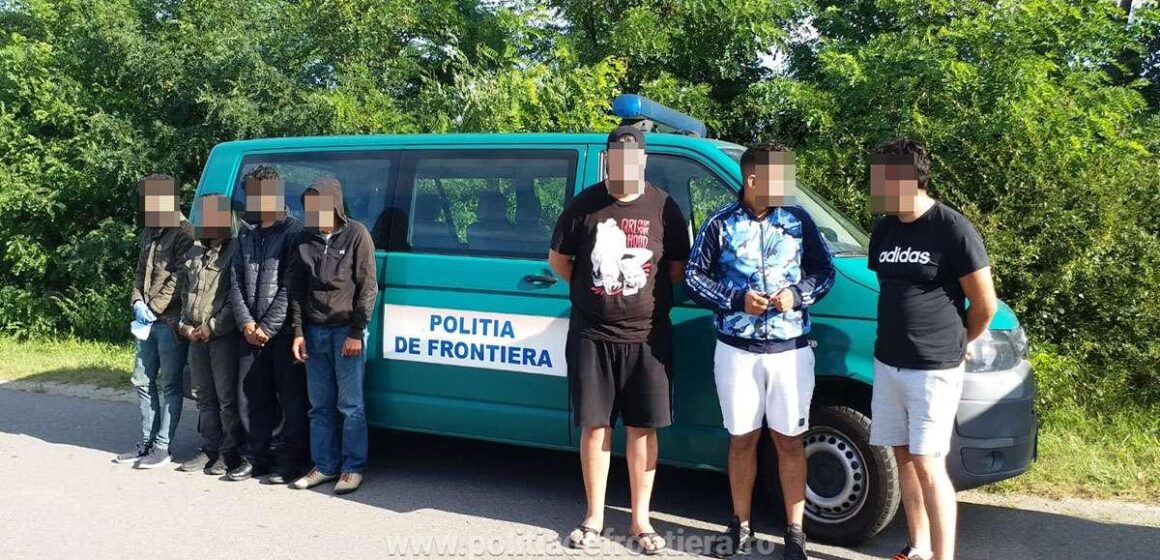 Patru sirieni, cu tot cu călăuzele lor, opriți la frontieră