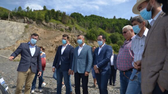 Ionel Bogdan: Guvernul finanțează investițiile pentru finalizarea Barajului Runcu Ionel Bogdan: Guvernul finanțează investițiile pentru finalizarea Barajului Runcu