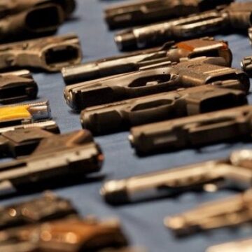 Polițiștii au confiscat zeci de arme și sute de cartușe în acțiuni la nivelul întregiițări Polițiștii au confiscat zeci de arme și sute de cartușe în acțiuni la nivelul întregiițări