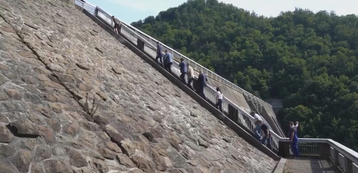 VIDEO | Finanțare pentru continuarea lucrărilor la Barajul Runcu și la Barajul Firiza