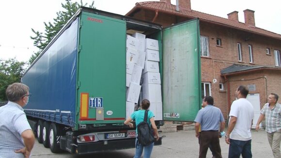 VIDEO | Două tiruri cu măști de protecție a ajuns în Maramureș