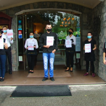 VIDEO | Și în Sighetu Marmației angajații HoReCa au protestat în fața restaurantelor