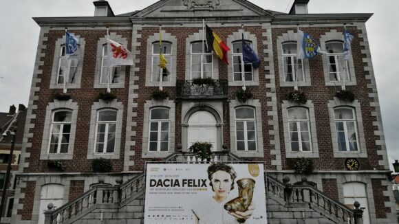 Piese din colecția Muzeului Județean de Istorie și Arheologie Maramureș au fost expuse la un festival de artă din Belgia Piese din colecția Muzeului Județean de Istorie și Arheologie Maramureș au fost expuse la un festival de artă din Belgia