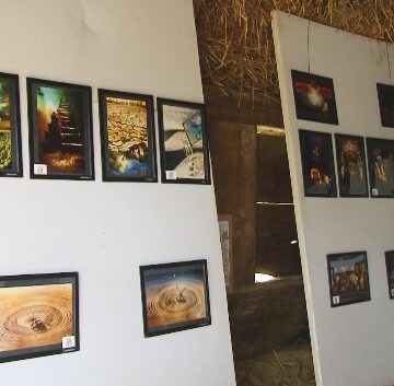 S-a încheiat cea de-a patra ediție a Festivalului „Repere, Mituri, Identități-Seri de teatru la Muzeul Satului” S-a încheiat cea de-a patra ediție a Festivalului „Repere, Mituri, Identități-Seri de teatru la Muzeul Satului”