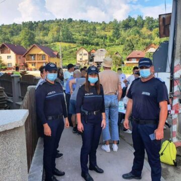 VIDEO | Controale în zone aglomerate pentru prevenirea răspândirii coronavirusului