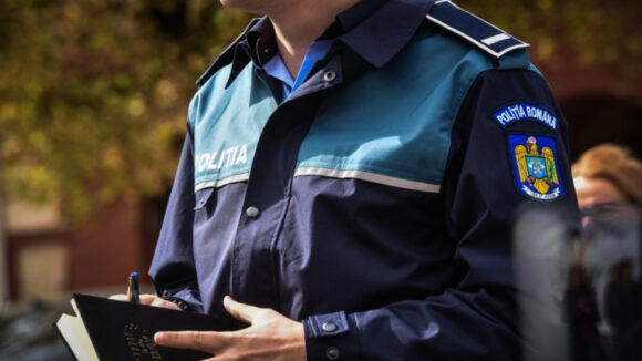 VIDEO | Poliţiştii maramureşeni au emis două noi ordine de protecţie provizorii împotriva a doi bărbaţI VIDEO | Poliţiştii maramureşeni au emis două noi ordine de protecţie provizorii împotriva a doi bărbaţI
